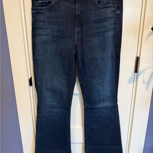 Mother “The Weekender Fray” Jeans